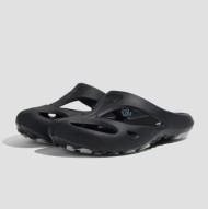 KEEN 샨티 블랙 다운 블루 슬리퍼 1018206